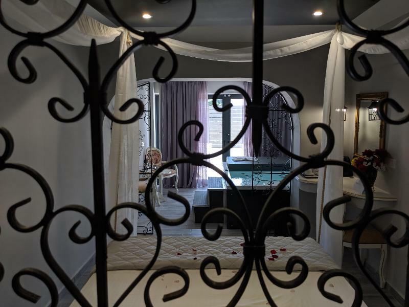 Anagenessis Village Hotel Kalamákion エクステリア 写真